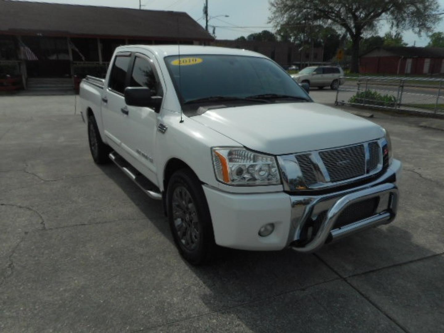 2010 WHITE NISSAN TITAN SE; LE; XE (1N6BA0ED7AN) , located at 10405 Abercorn Street, Savannah, GA, 31419, (912) 921-8965, 31.988262, -81.131760 - Photo#5